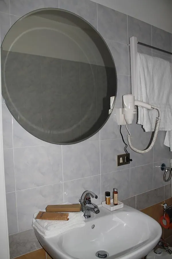 **  Hotel Luisa Italy